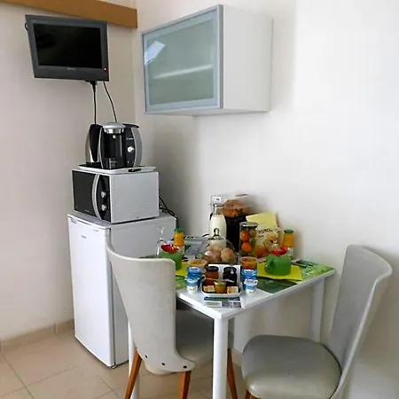 D'hotes La Basse Gougeonniere 3* Neuvy-en-Mauges